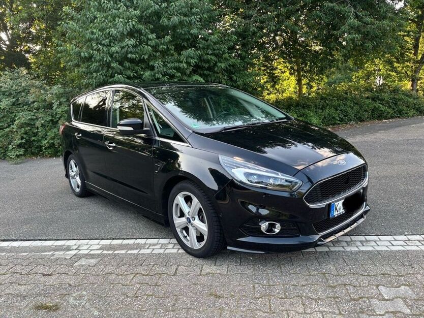 S-Max