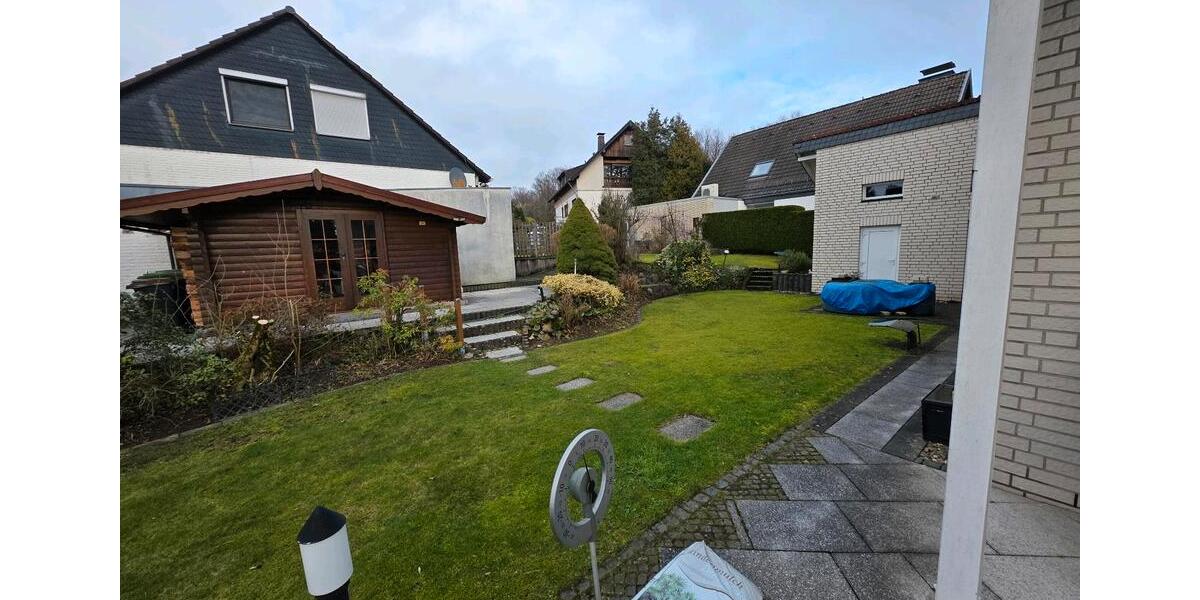 Einfamilienhaus Bergisch Gladbach - 2 Zimmer, 154 m&sup2;, 2.500&euro; | Angebot:24829509