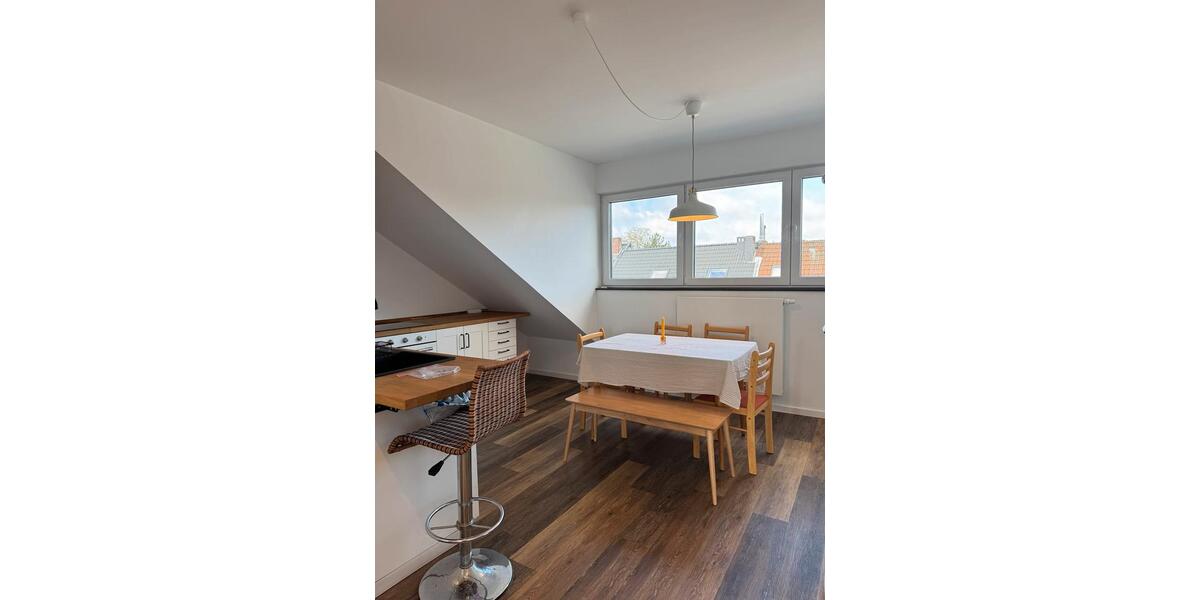 Dachgeschoßwohnung Köln Mülheim - 2 Zimmer, 50 m&sup2;, 1.030&euro; | Angebot:26349039