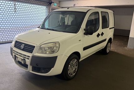 Fiat Doblo 174.000 km 4.190 &euro; Köln 51147