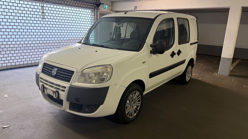 Fiat Doblo 174.000 km 4.190 &euro; Köln 51147