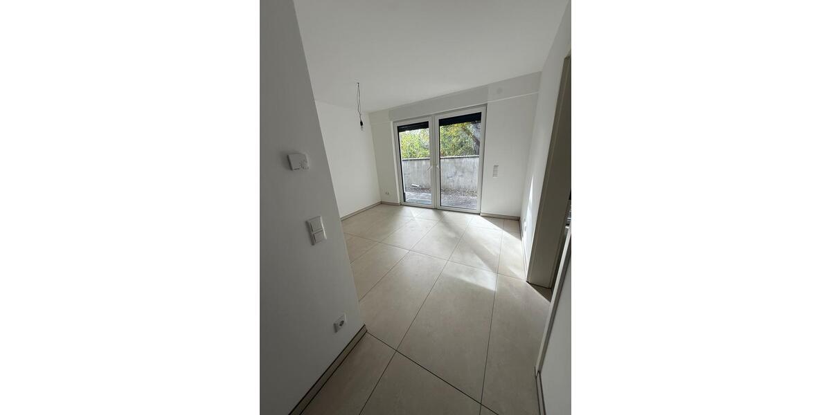 Erdgeschoßwohnung Köln Ehrenfeld - 3 Zimmer, 43 m&sup2;, 1.300&euro; | Angebot:27603854