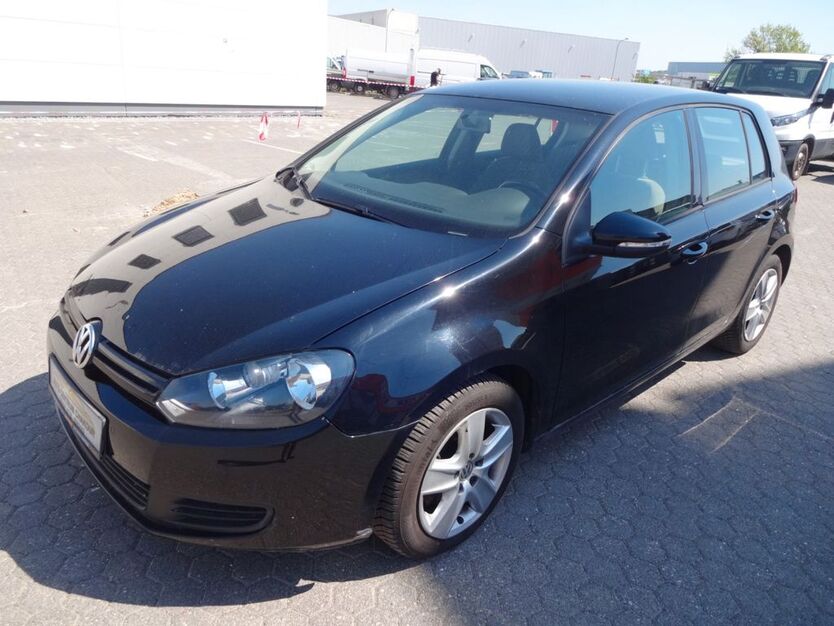 VW Golf 242.000 km 4.200 € Zülpich 53909