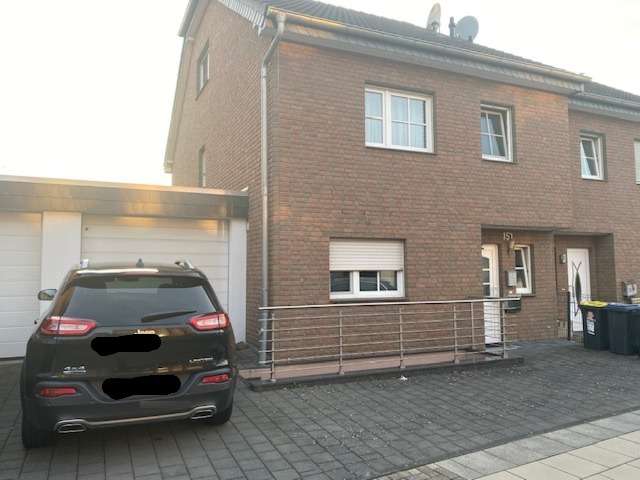 Haus zum Mieten in Köln 1.980 € 156 m²