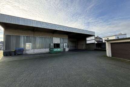 Halle in Solingen 990.000 € 1172 m² zimmer
