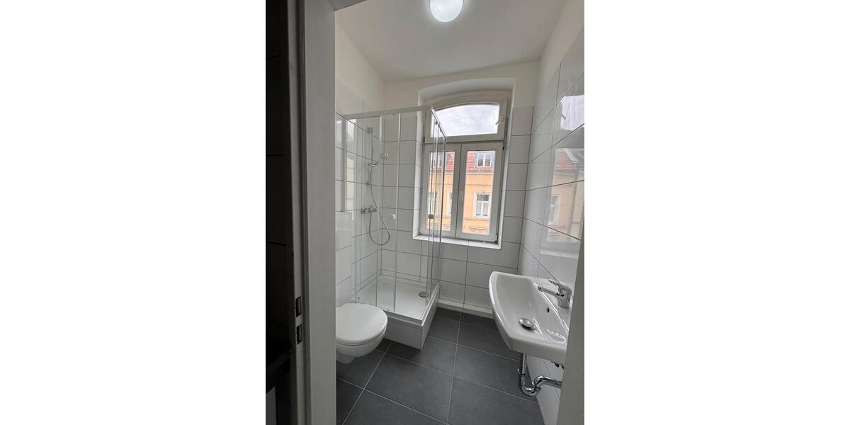 Etagenwohnung Köln Ehrenfeld - 17 Zimmer, 28 m&sup2;, 760&euro; | Angebot:26439659