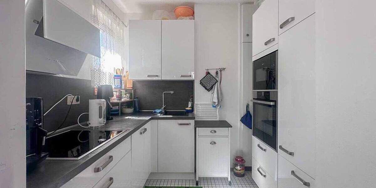 Charmante 2-Zimmer-Eigentumswohnung mit großer Dachterrasse und Denkmalschutz in Mülheim 3 zimmer