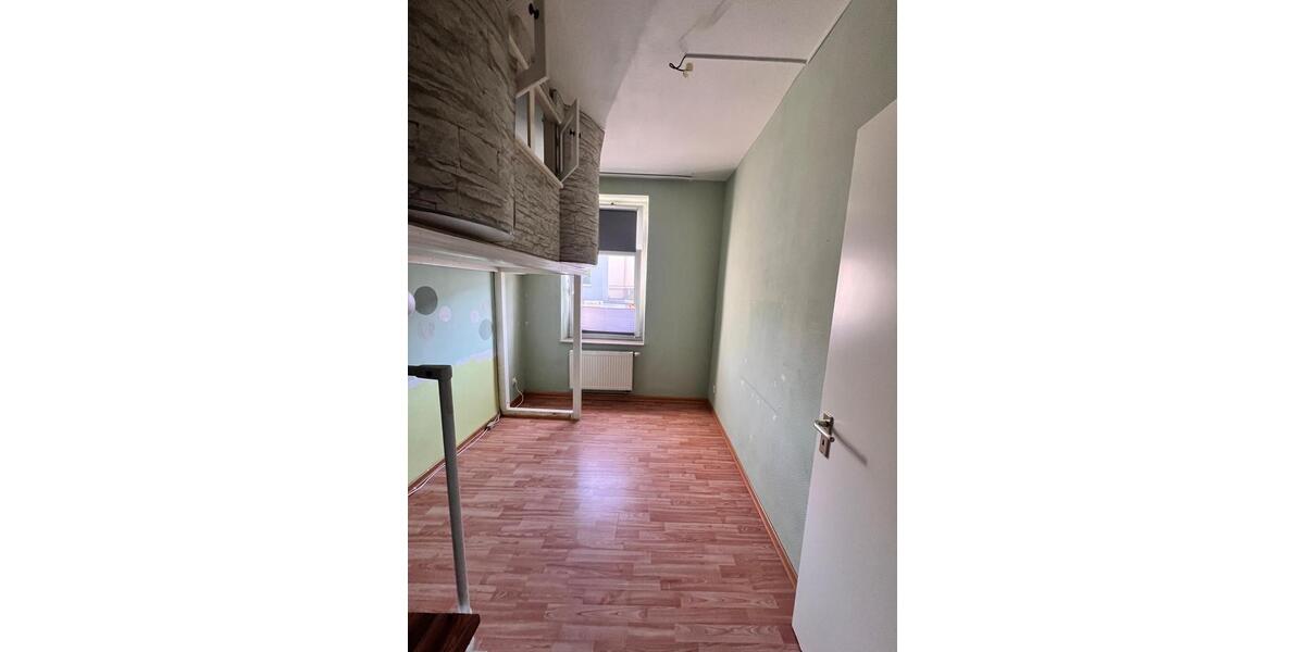 Etagenwohnung Solingen Aufderhöhe - 3 Zimmer, 100 m&sup2;, 1.250&euro; | Angebot:26262949