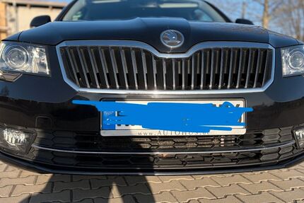 Skoda Superb 120.920 km 12.400 &euro; Bonn 53123