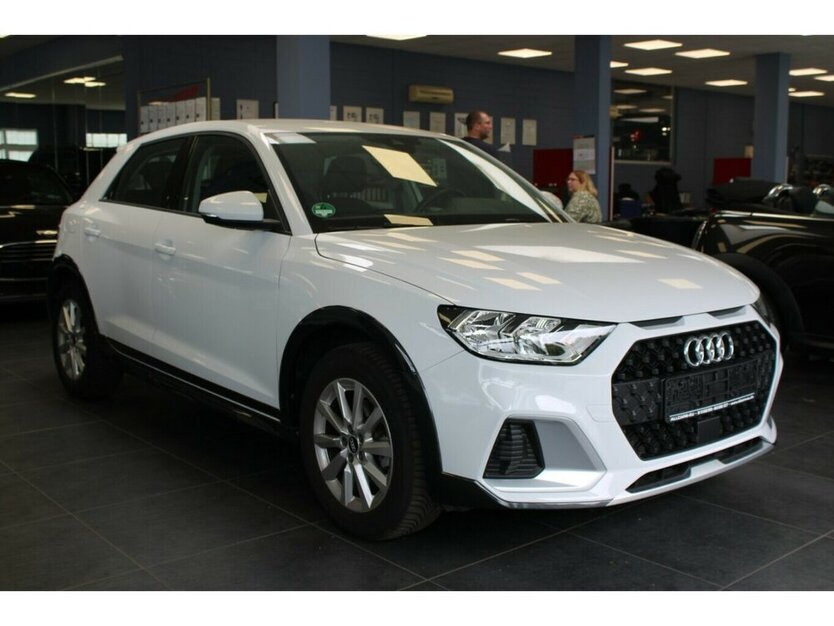 A1 30 TFSI citycarver S tronic