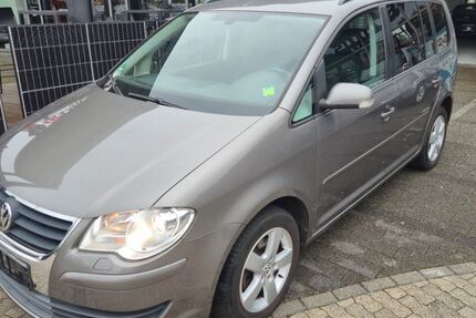 VW Touran 166.800 km 3.950 € Brühl 50321