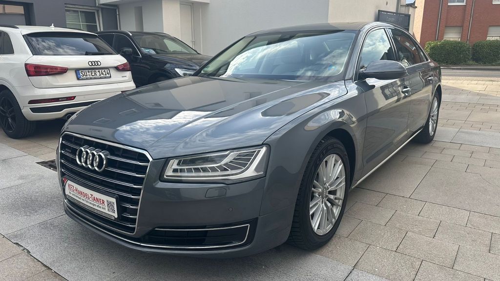 Audi A8 189.000 km 24.900 &euro; Troisdorf (Nähe Köln/Bonn) 53844