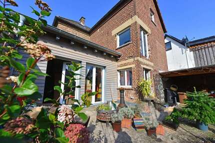 Haus Hennef-Warth Warth - 9 Zimmer, 180 m&sup2;, 299.000&euro; | Angebot:25938497