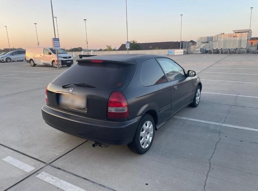 Honda Civic 212.000 km 3.162 € Kerpen 50171