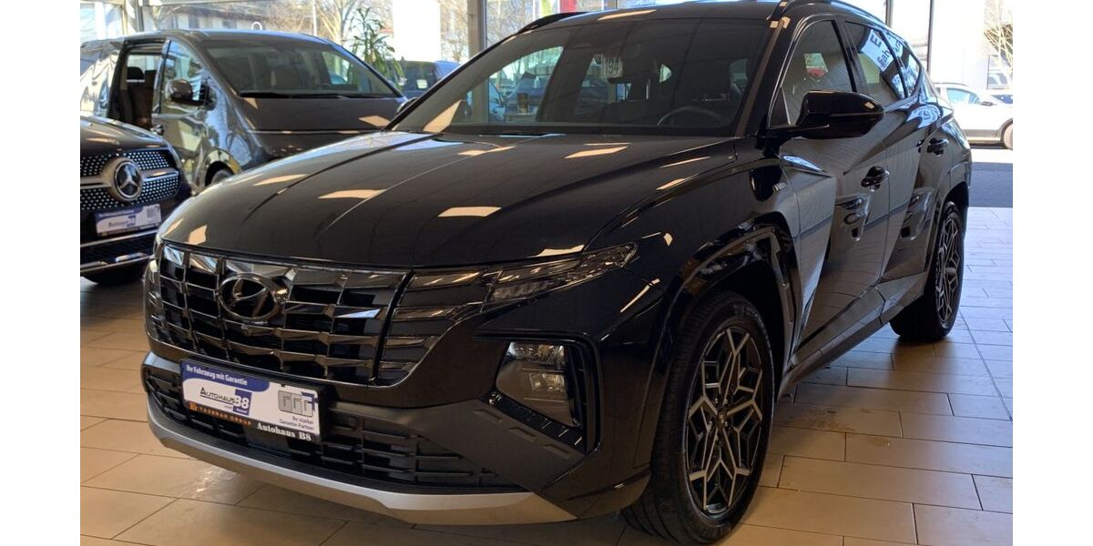 Hyundai TUCSON 61.868 km 26.400 &euro; Hennef 53773