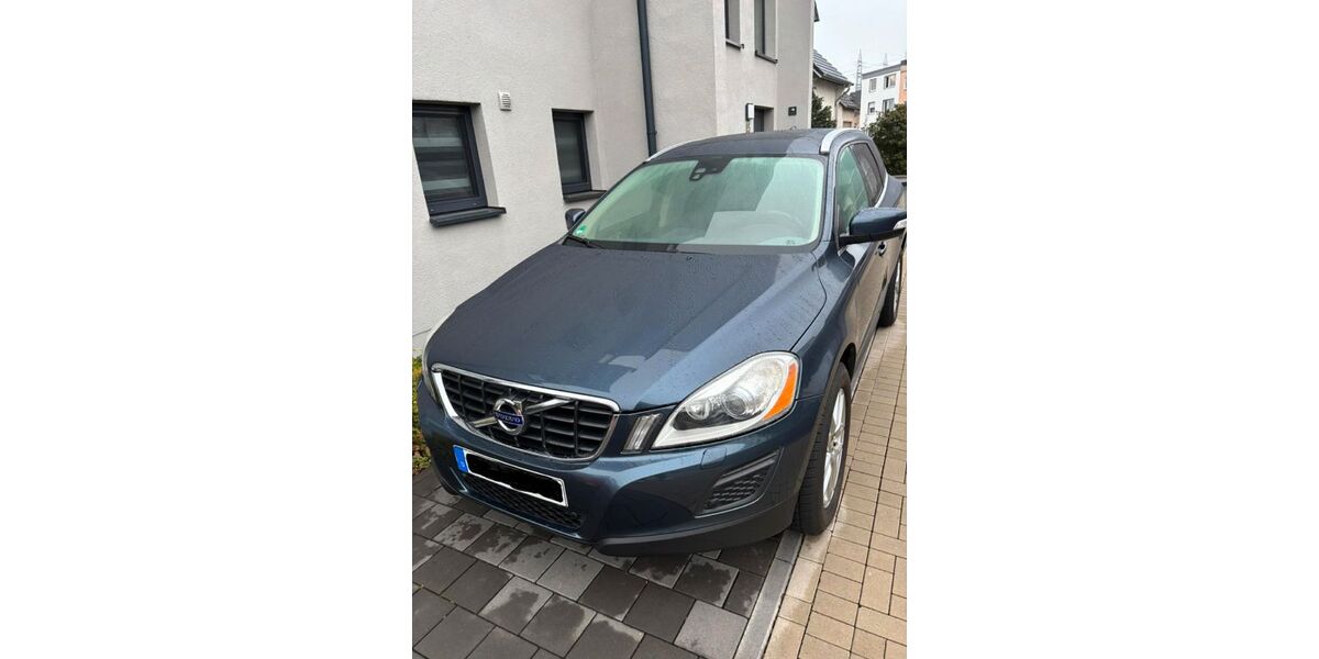 Volvo XC60 198.000 km 9.850 &euro; Siegburg 53721