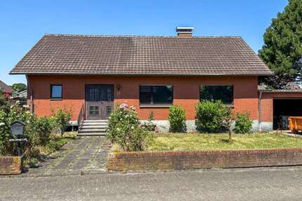 Haus zum Kaufen in Erftstadt Erp 325.000 € 105 m² 4 zimmer