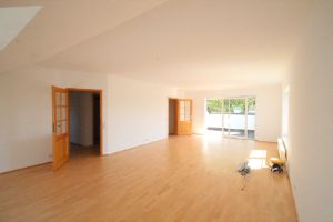 Im Herzen von Pützchen - Große 3-Zimmer-Wohnung mit Sonnenbalkon - Dachgeschoßwohnung Bonn Gielgen | Angebot:26289350