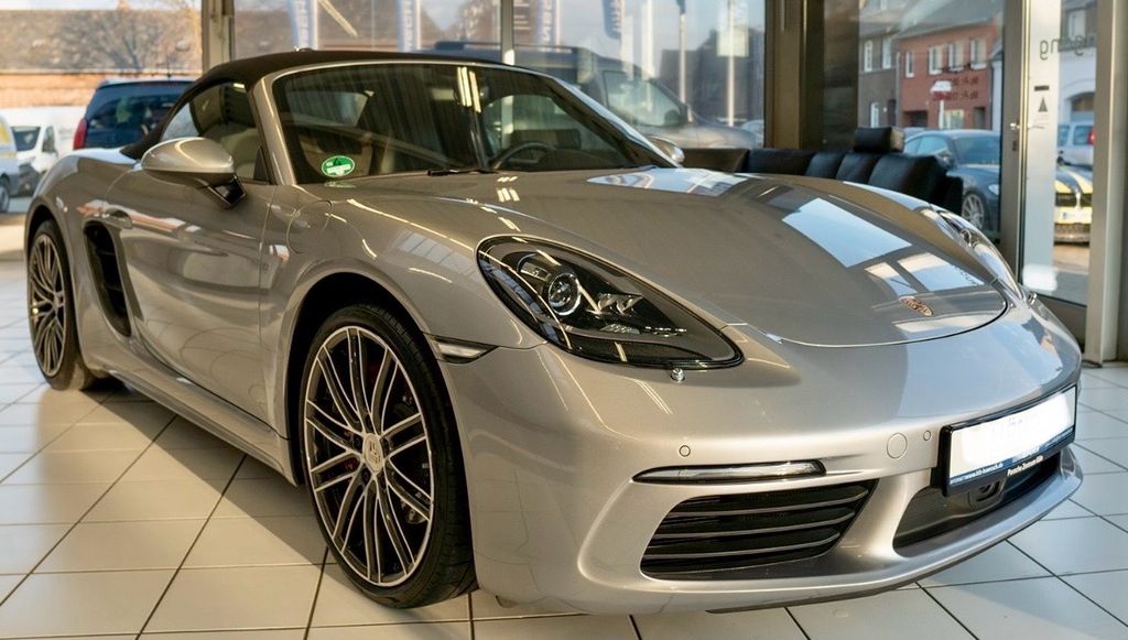 Porsche Boxster 46.800 km 60.700 &euro; Elsdorf 50189