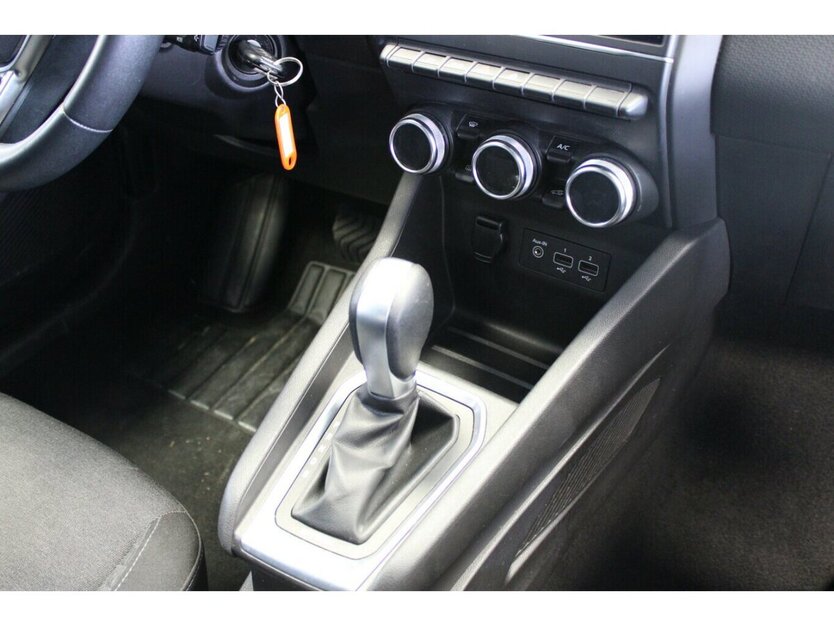 Renault Clio E-TECH Hybrid 140 Experience 79.750 km 12.980 € Euskirchen 53881