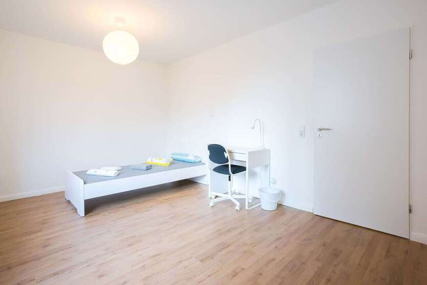 WG-Zimmer in Düsseldorf 619 € 15 m² zimmer