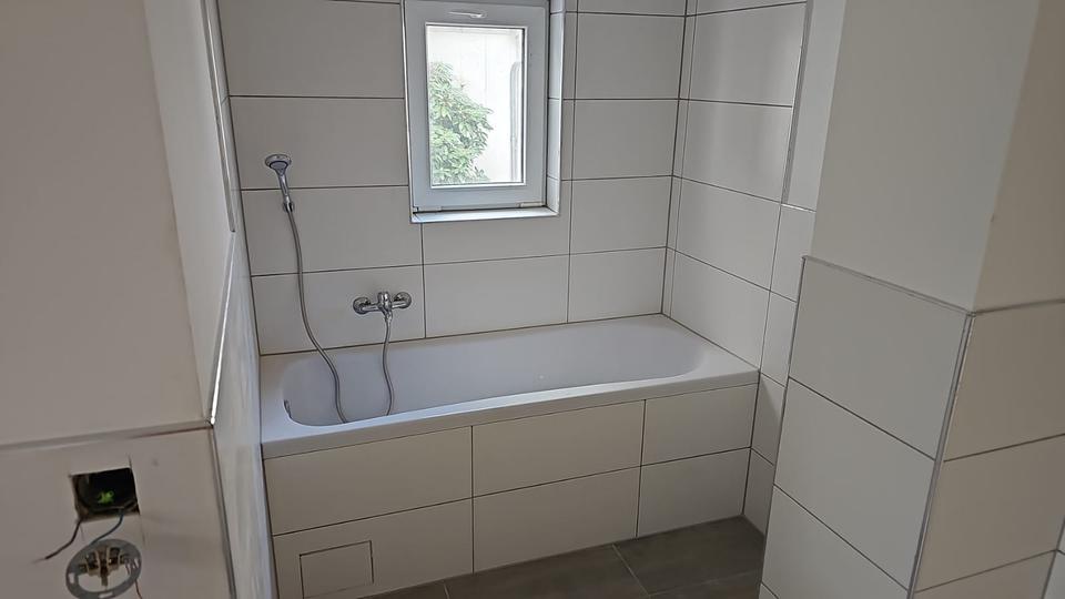 Einfamilienhaus Langenfeld (Rheinland) - 5 Zimmer, 106 m&sup2;, 1.820&euro; | Angebot:26397481