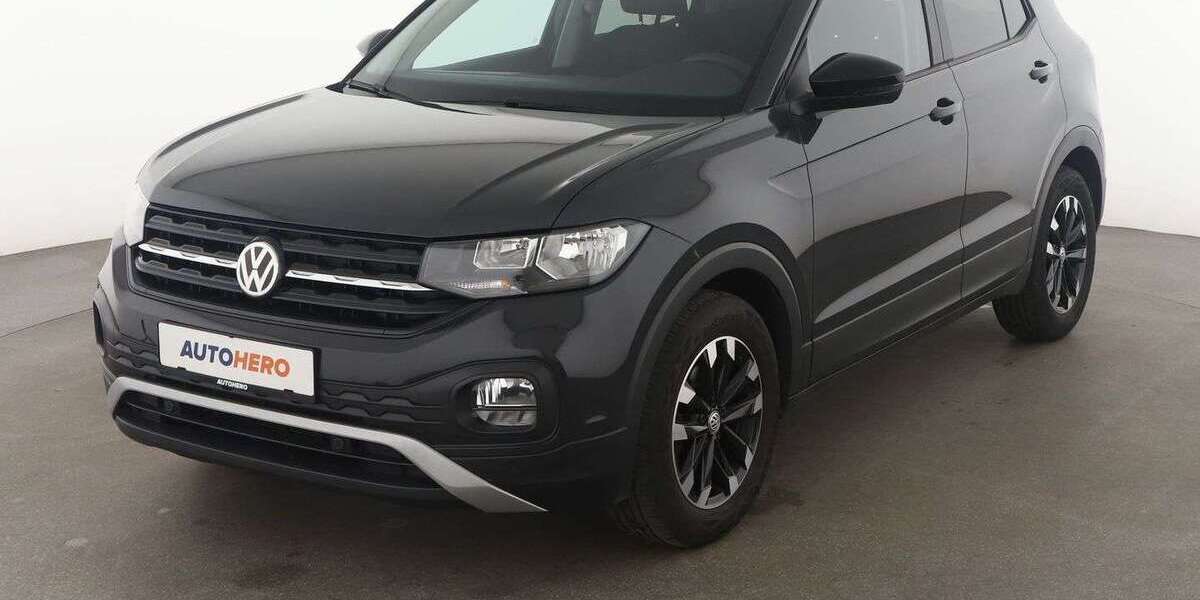 VW T-Cross 74.928 km 14.840 &euro; Köln 50739