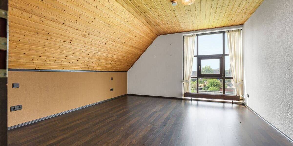 Einfamilienhaus Erftstadt Blessem - 9 Zimmer, 257 m&sup2;, 499.000&euro; | Angebot:26929560