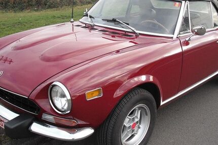 Fiat 124 Spider 100.000 km 11.300 &euro; Hürth 50354