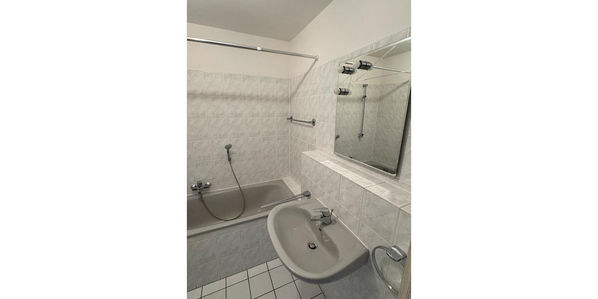 Dachgeschoßwohnung Kerpen Buir - 2 Zimmer, 50 m&sup2;, 775&euro; | Angebot:25398260