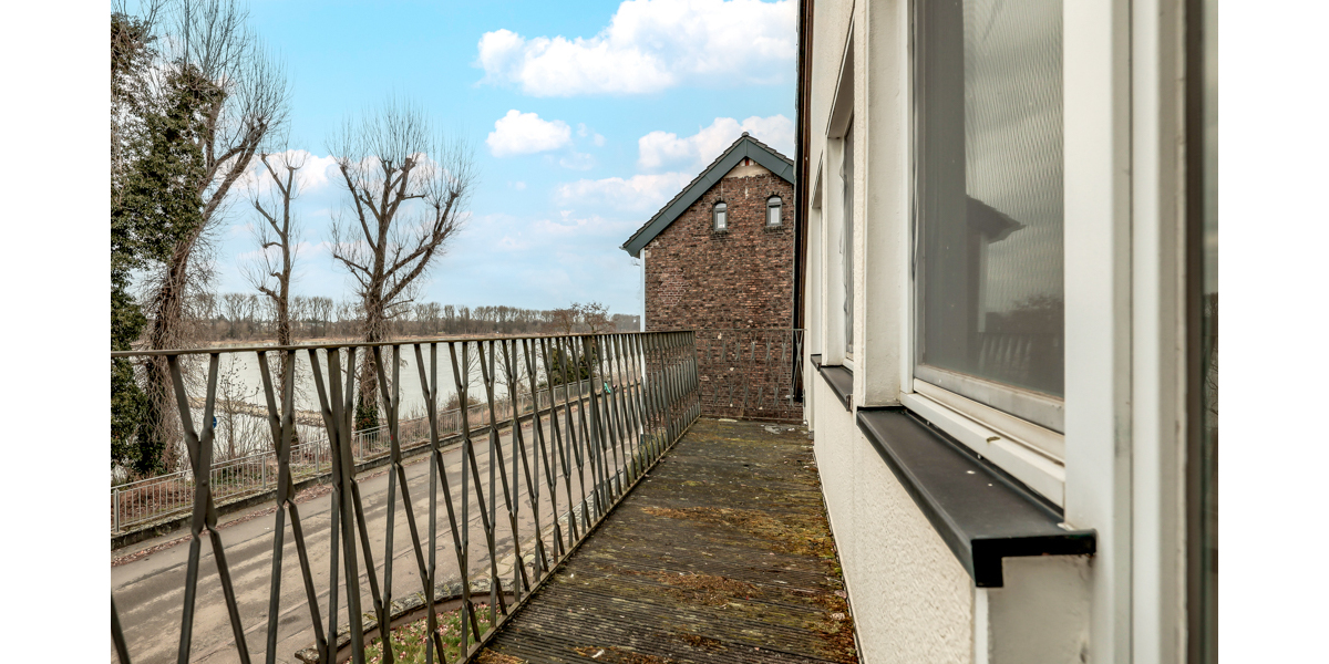 Rheinblick, Gartenidylle und Entwicklungspotential - Einfamilienhaus Köln Porz | Angebot:25783620