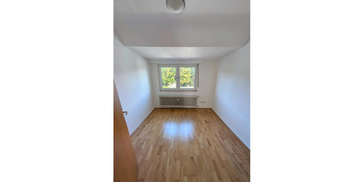 Dachgeschoßwohnung Köln Porz - 3 Zimmer, 80 m&sup2;, 1.200&euro; | Angebot:27621872