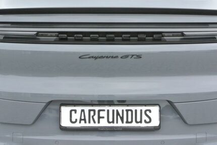 Porsche Cayenne 6.999 km 137.991 € Köln Lövenich 50859