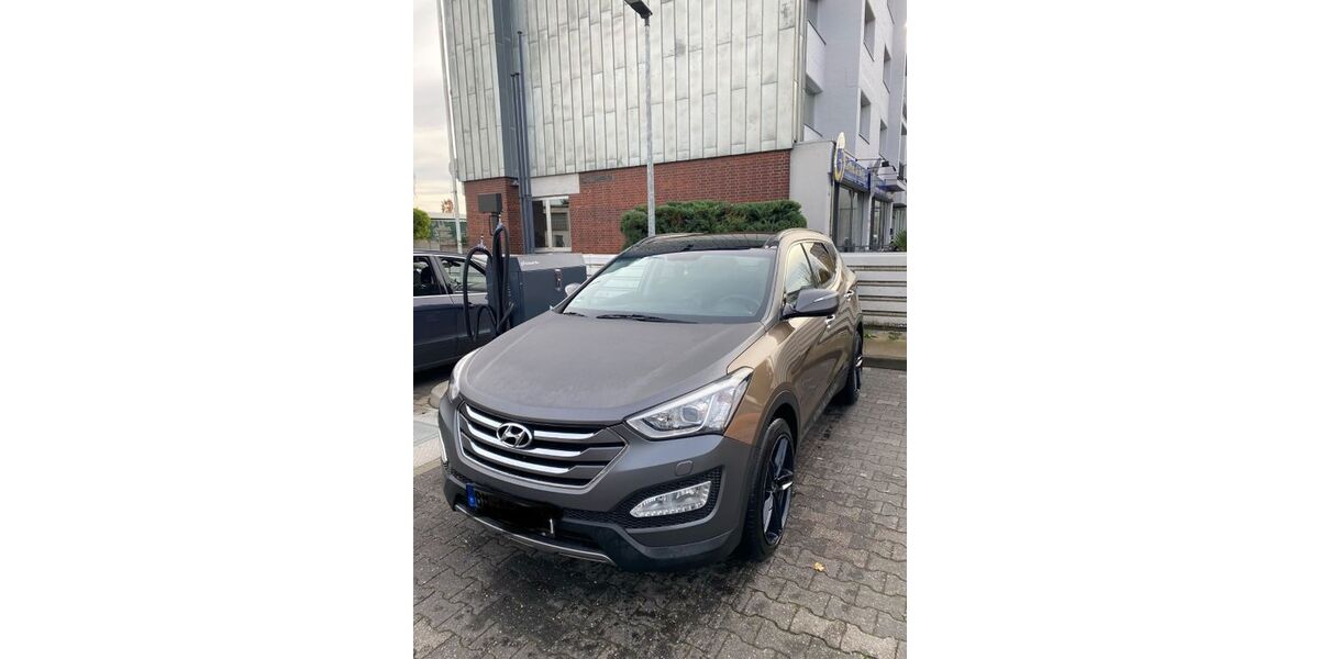Hyundai SANTA FE 176.000 km 10.299 &euro; Hürth 50354