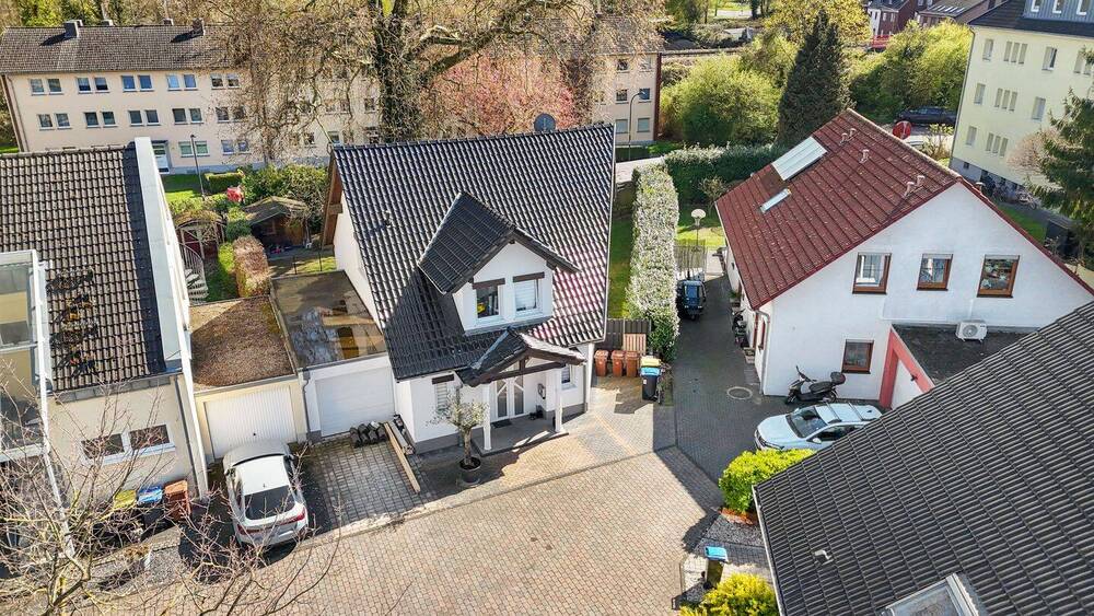 Einfamilienhaus Hürth Alt-Hürth - 6 Zimmer, 198 m&sup2;, 649.000&euro; | Angebot:26388747