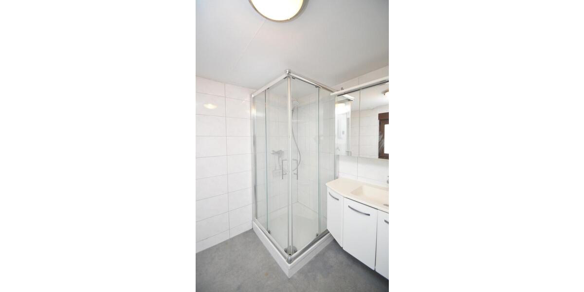 Etagenwohnung Brühl - 3 Zimmer, 65 m&sup2;, 600&euro; | Angebot:26279258