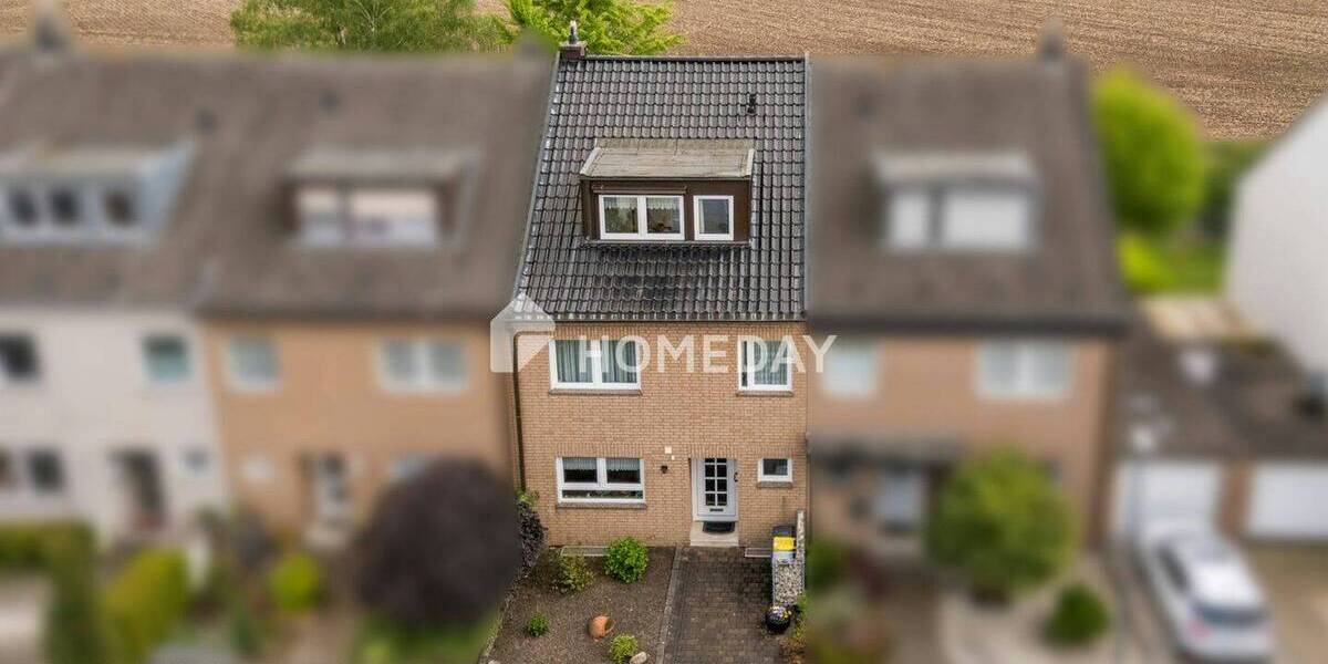 Reihenmittelhaus Köln Zündorf - 5 Zimmer, 160 m&sup2;, 695.000&euro; | Angebot:26673476