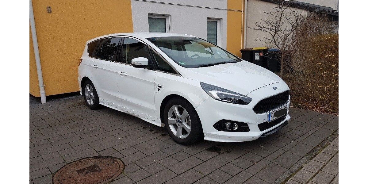 Ford S-Max 88.150 km 15.900 &euro; Köln 50769
