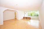 Etagenwohnung Köln Lövenich - 4 Zimmer, 90 m&sup2;, 349.000&euro; | Angebot:26817350