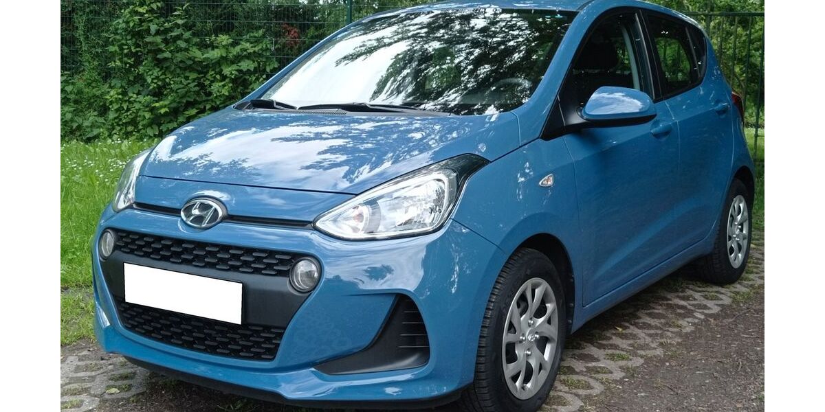 Hyundai i10 11.800 km 9.500 &euro; Brühl 50321