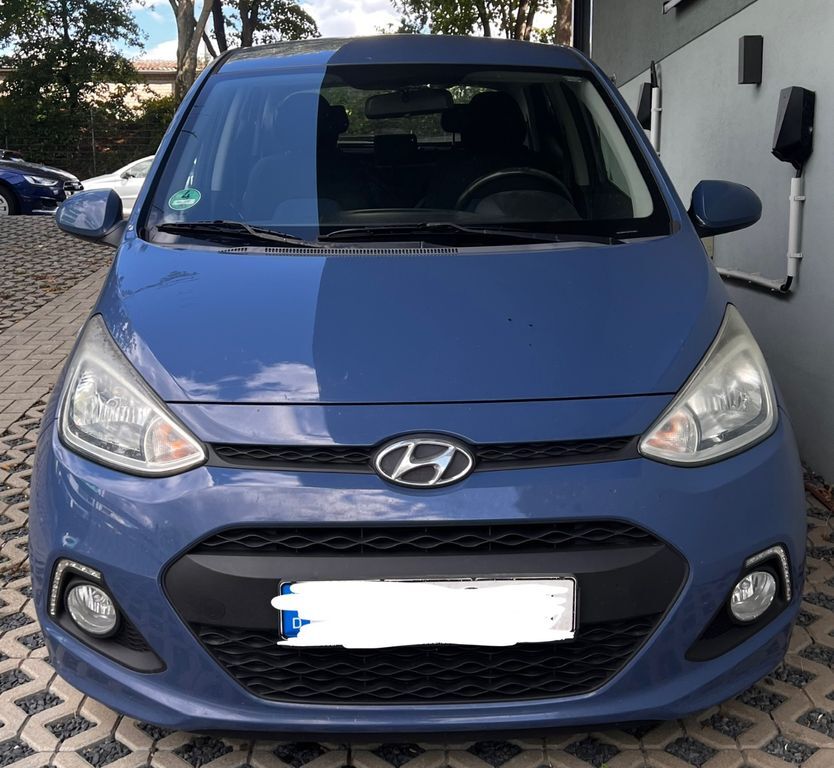 i10
