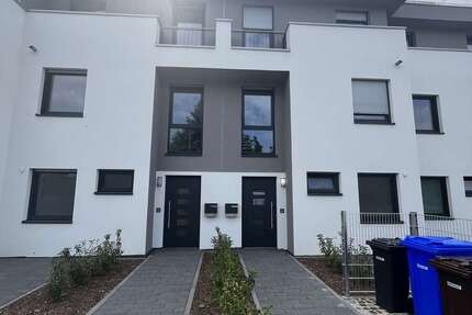 Haus Wesseling Berzdorf - 5 Zimmer, 155 m&sup2;, 1.850&euro; | Angebot:21372739