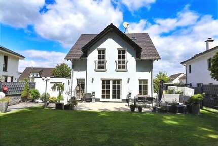 Haus zum Kaufen in Solingen 579.000 € 121 m²