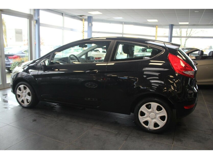Ford Fiesta 1.25 Trend Edition 110.140 km 5.980 € Euskirchen 53881
