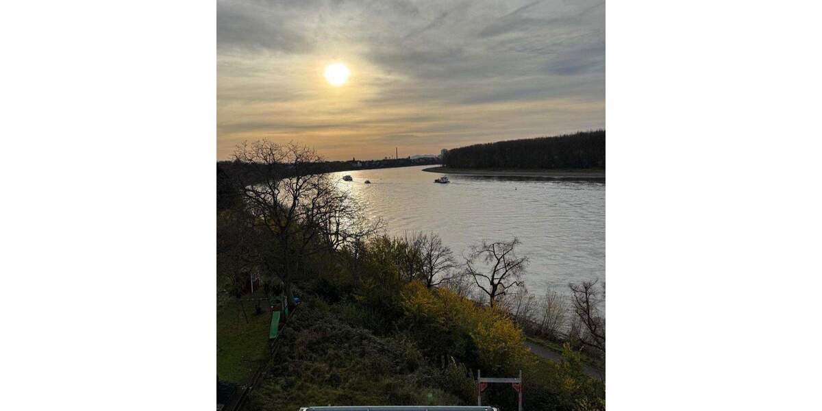 Etagenwohnung Köln Porz Ensen Ensen - 4 Zimmer, 139 m&sup2;, 2.490&euro; | Angebot:25722352