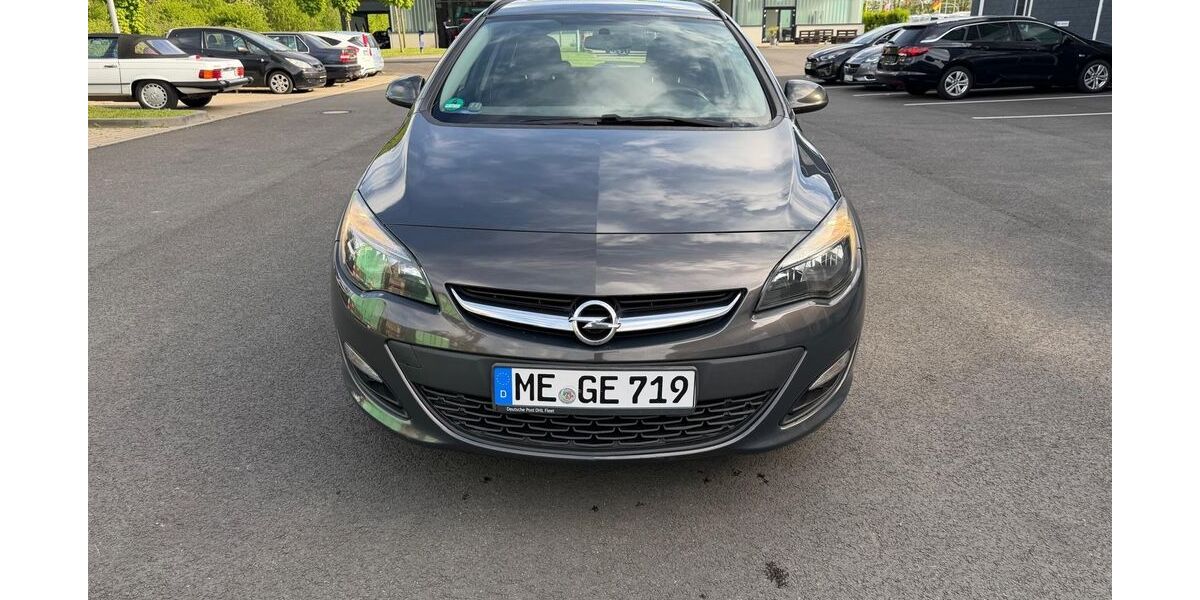 Opel Astra 212.122 km 2.990 &euro; Hilden 40724