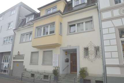 Haus Siegburg - 14 Zimmer, 358 m&sup2;, 3.500&euro; | Angebot:23562016