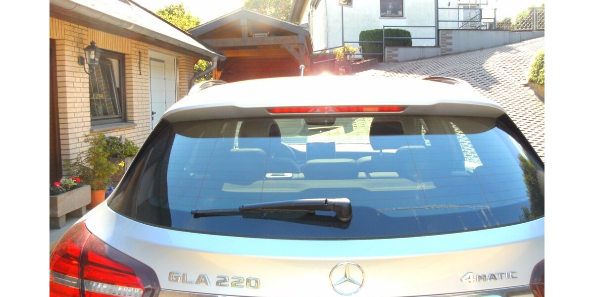 Mercedes-Benz GLA 220 4Matic Sport 14.200 km 32.500 € Kürten 51515