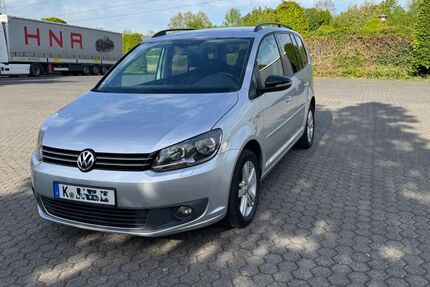 VW Touran 284.000 km 3.000 &euro; Köln 51147