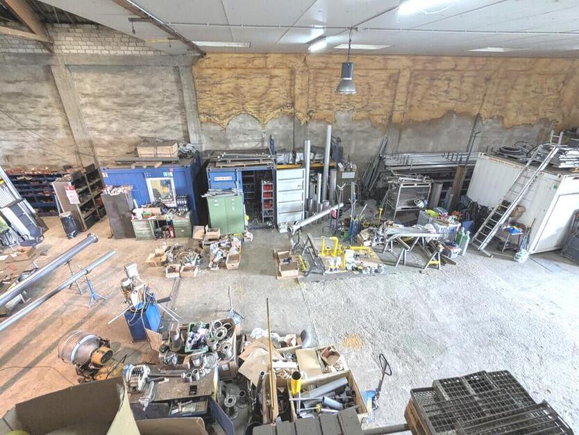 Vielseitig nutzbare Lagerhalle mit Büro in Grevenbroich zu vermieten zimmer